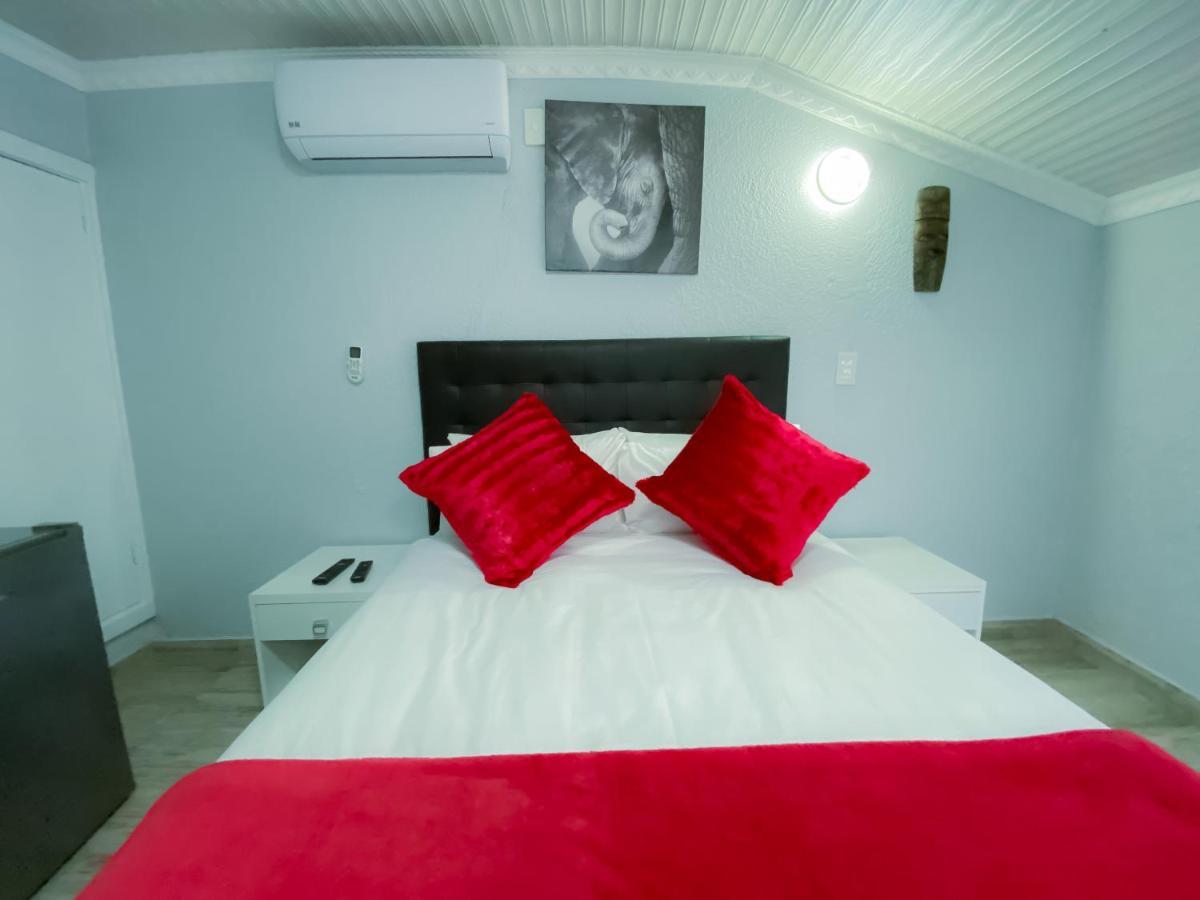 Kv Luxury Guest House Johannesburg Bagian luar foto