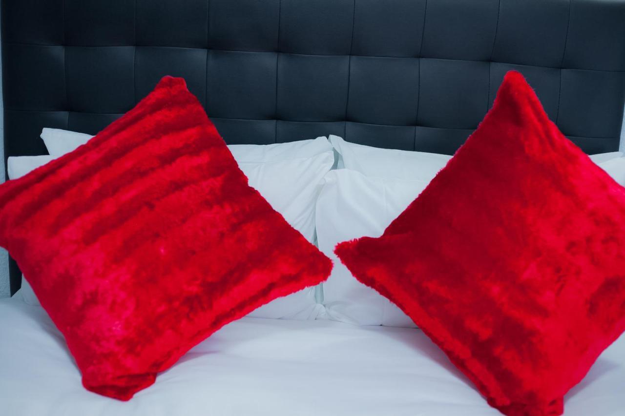 Kv Luxury Guest House Johannesburg Bagian luar foto