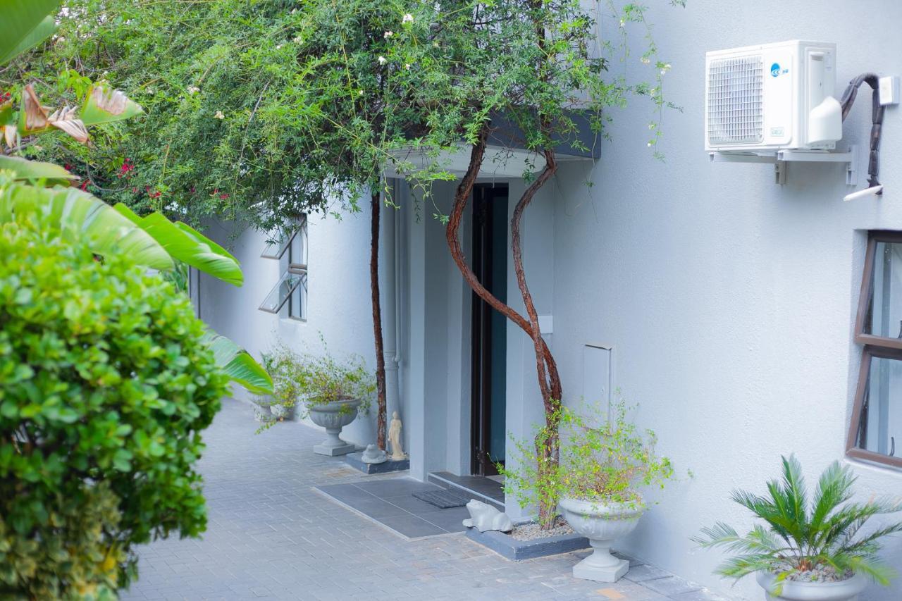 Kv Luxury Guest House Johannesburg Bagian luar foto