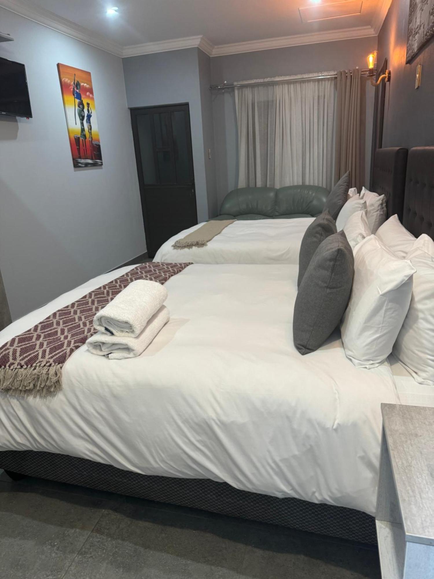 Kv Luxury Guest House Johannesburg Bagian luar foto